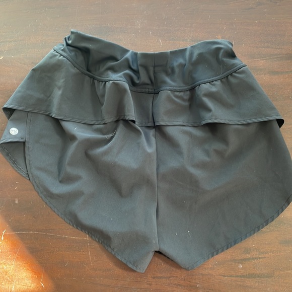 BLACK RUNNINGS SHORTS - Picture 2 of 3
